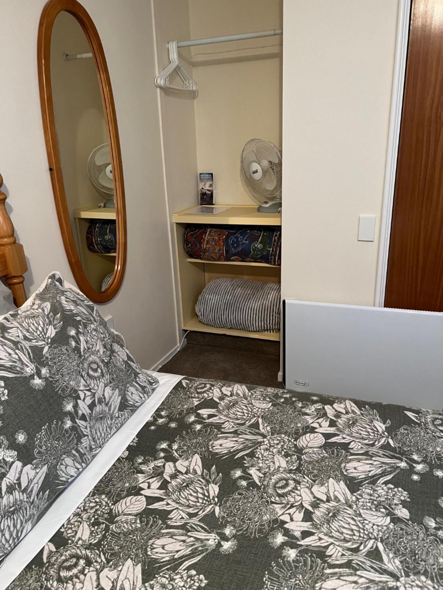Carly'S Place Rotorua Bagian luar foto
