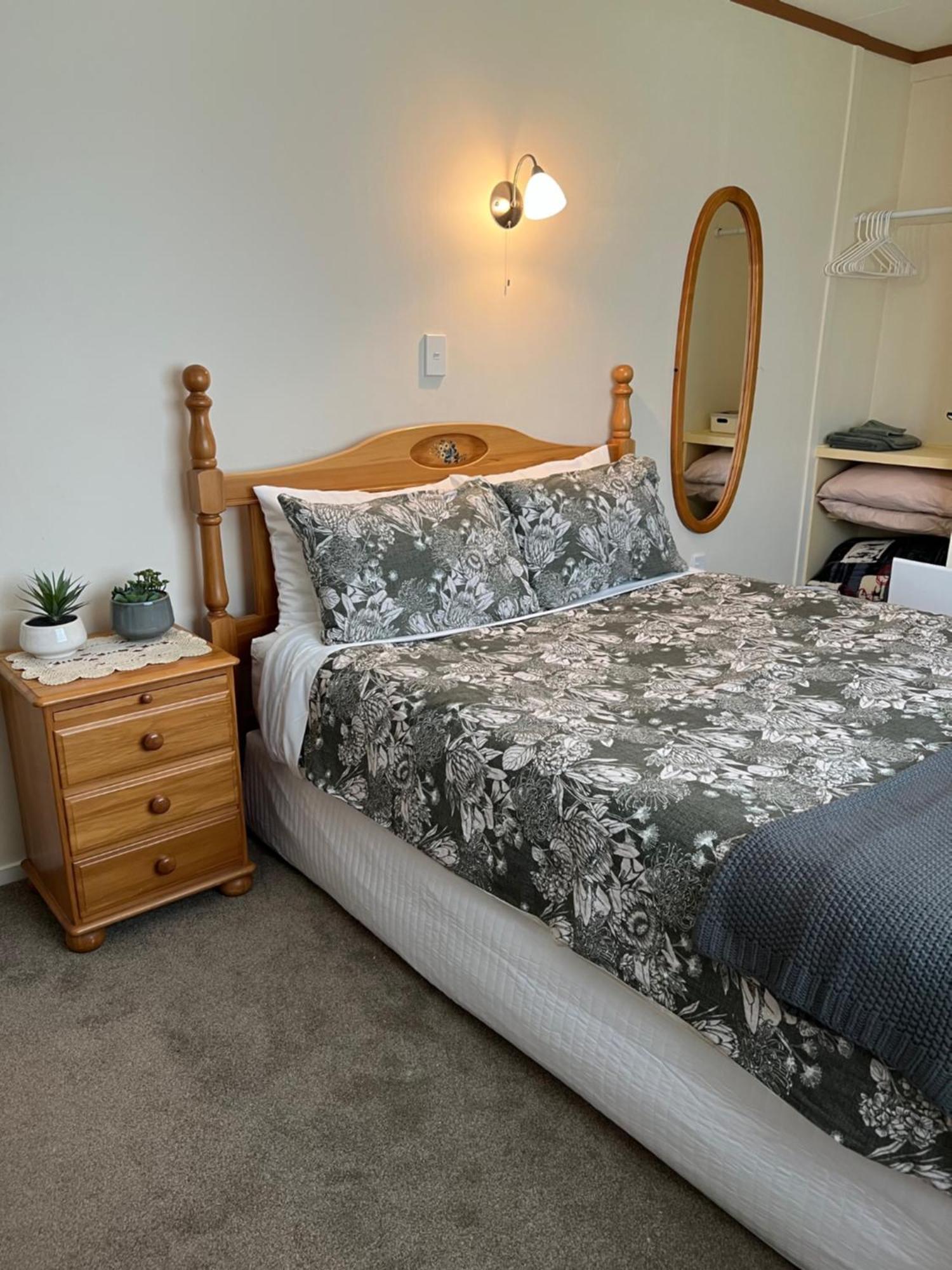 Carly'S Place Rotorua Bagian luar foto