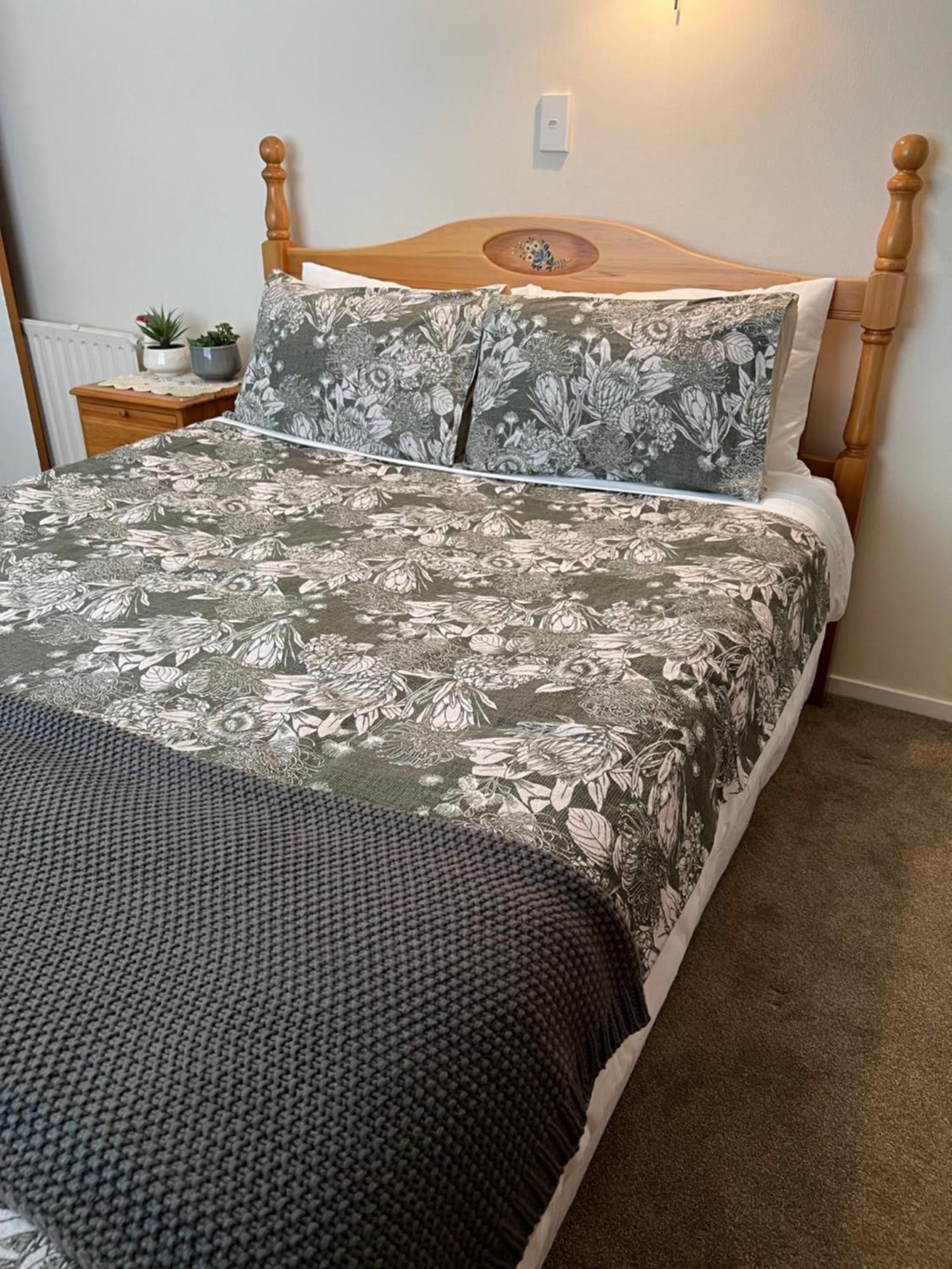 Carly'S Place Rotorua Bagian luar foto